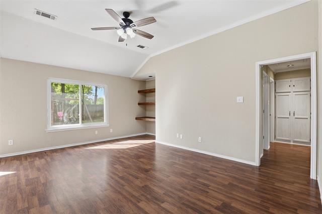 Building Photo - 108 George St