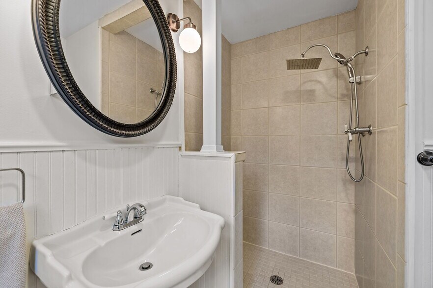 Building Photo - 2726 Dunlavin Way