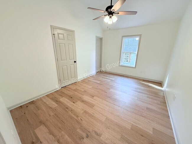 Building Photo - 3BR/3BA For Rent Short Term