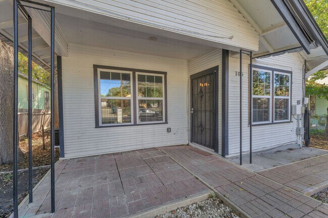 Building Photo - All Units Are Available With Brandnew Full Appliance Package