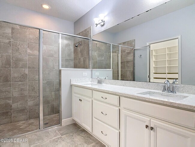 Building Photo - 5644 Estero Loop