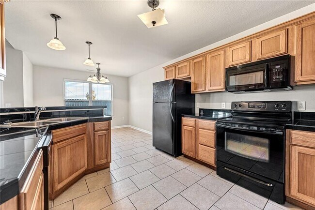 Building Photo - 6007 S 36th St