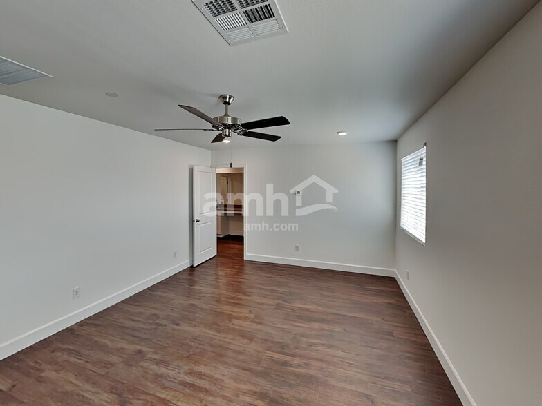 Building Photo - 106 Island Plumeria Ln