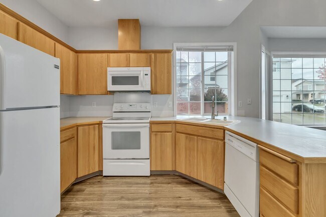 Building Photo - Spacious 3 Bedroom Home in Olympia