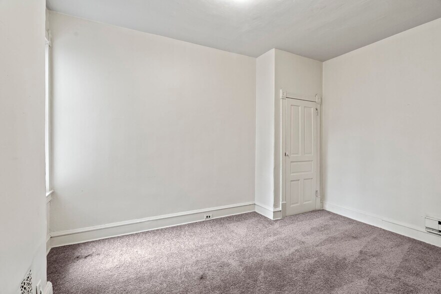 Building Photo - 3727 N 16th St