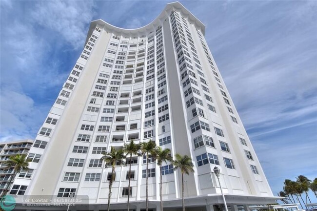 Building Photo - 1340 S Ocean Blvd
