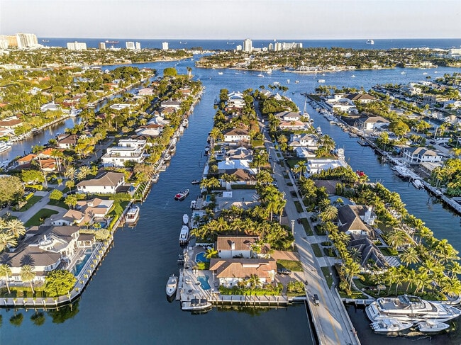 Building Photo - 1505 SE 11th St