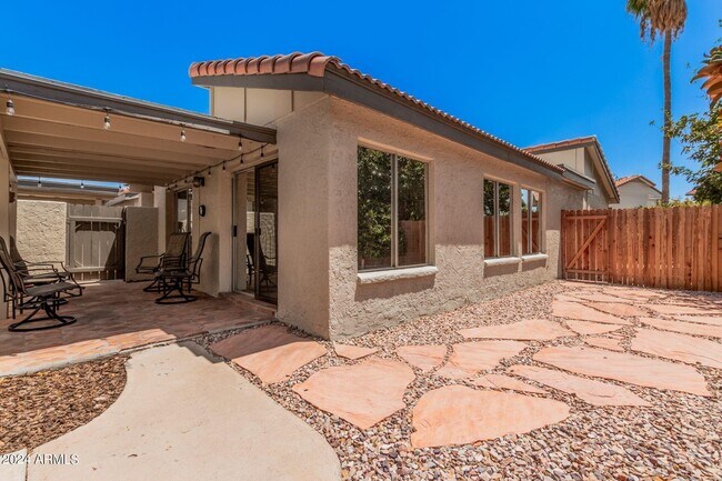 Primary Photo - 15229 N 25th Dr