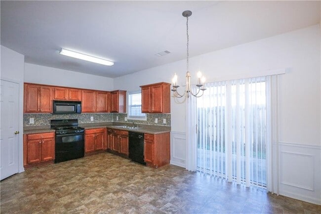 Building Photo - 1939 Durwood Ln