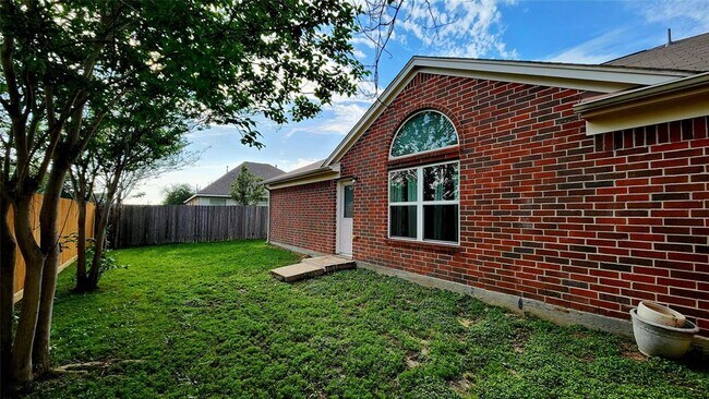 Building Photo - 4903 Spring Showers Ct