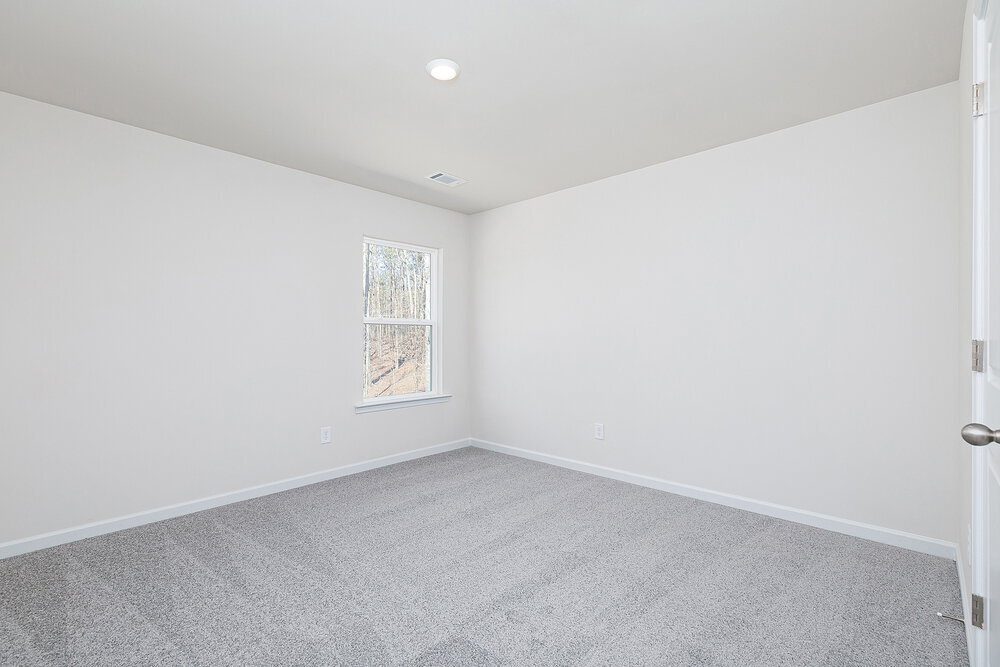 Building Photo - 136 Howell Dr