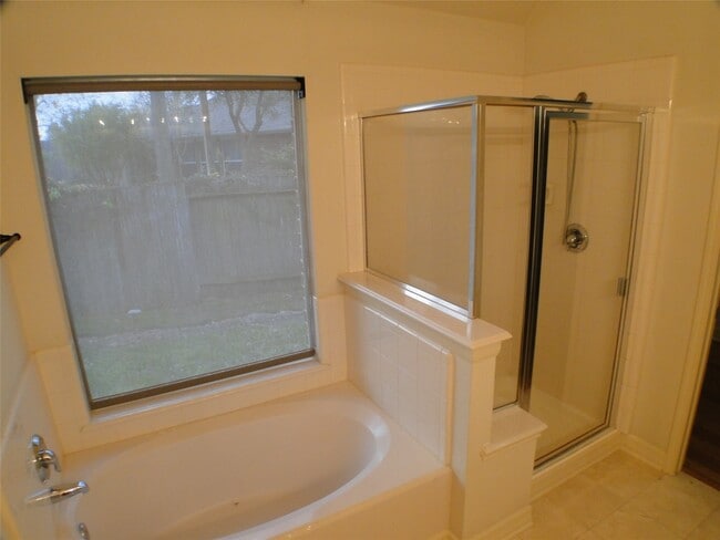 Building Photo - 20606 Palm Rain Ct