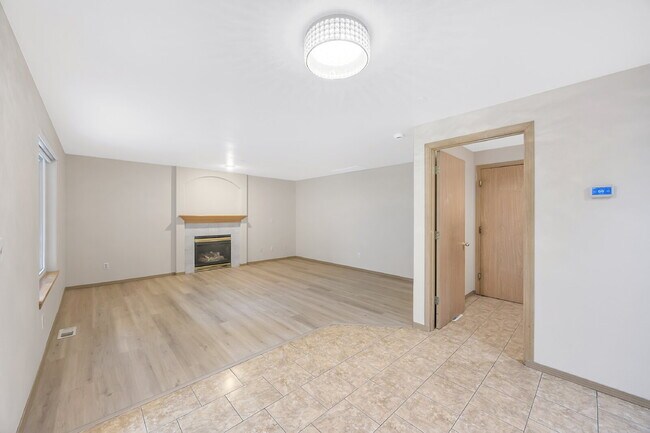 Building Photo - NO SHOWINGS AT THIS TIME~ 5 Bedrooms ( one brm is on main floor) and 4 bathrooms (2 are on main f...