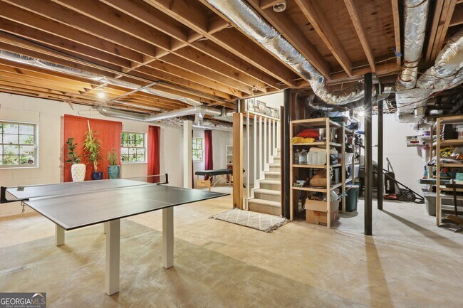 Building Photo - 515 Rock Shadow Ct