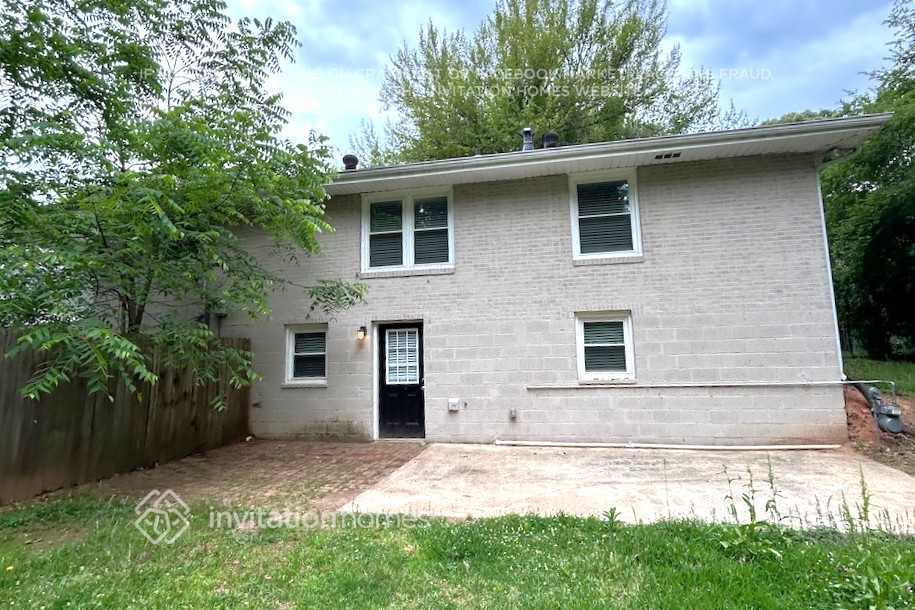 Building Photo - 6661 W Starling Dr SW