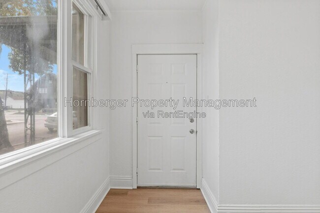 Building Photo - 1509 N Wall St