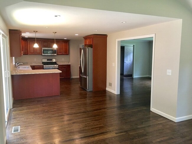 Building Photo - 349 Stow Rd
