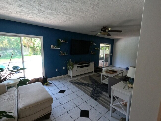 Building Photo - 1539 Huff Ct
