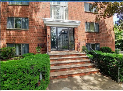 Building Photo - 10 Chester St