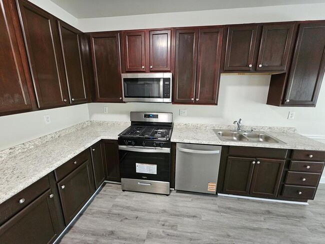 Building Photo - 4316 Notting Hill Dr SW