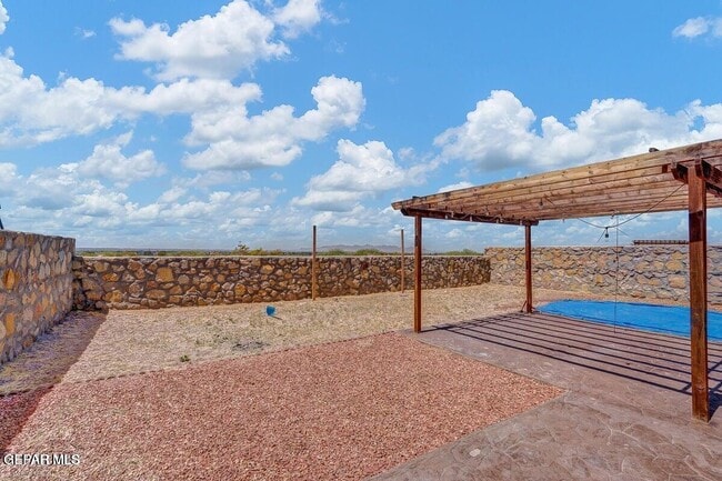 Building Photo - 11181 Cielo Mar Dr