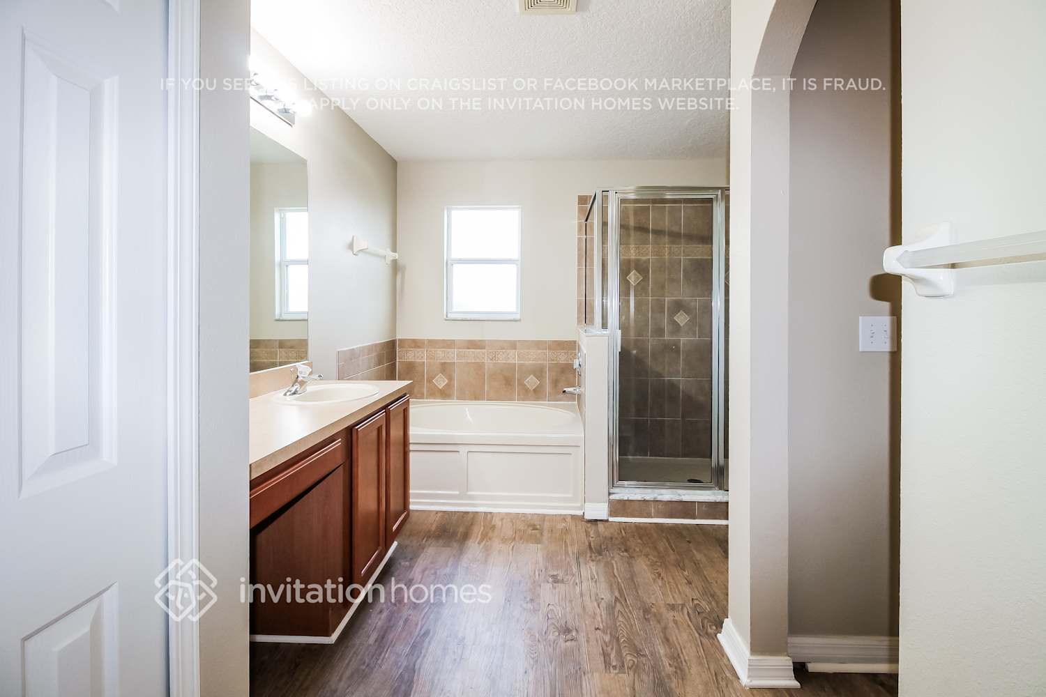 Building Photo - 17402 Garden Heath Ct