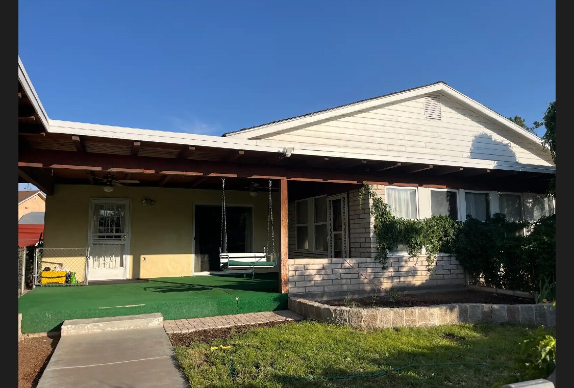Building Photo - 3622 Rodeo Ln