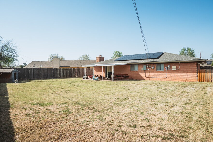 Building Photo - 2308 SW 76th St