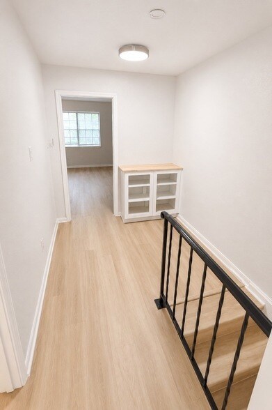 Building Photo - 11550 Chimney Rock Rd