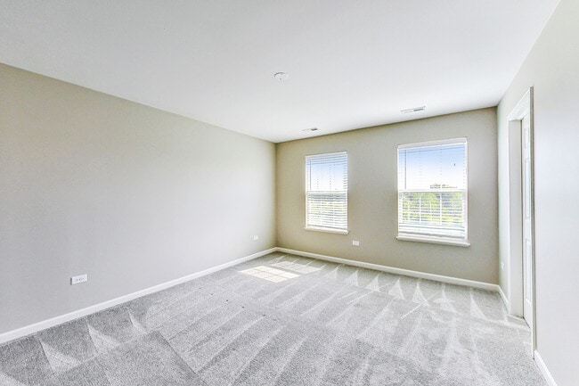 Building Photo - 598 Station Park Cir