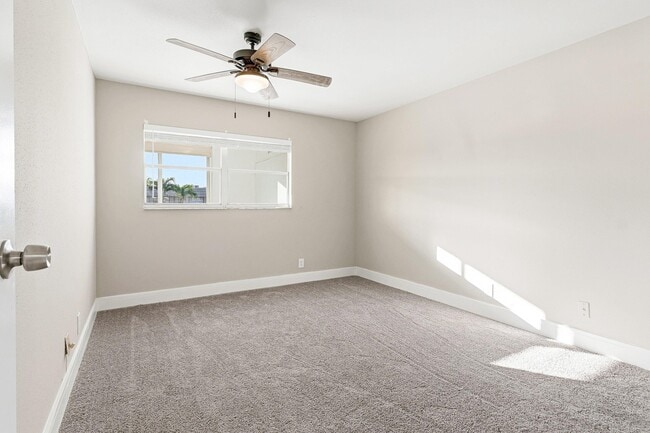 Building Photo - 141 Brittany Terrace