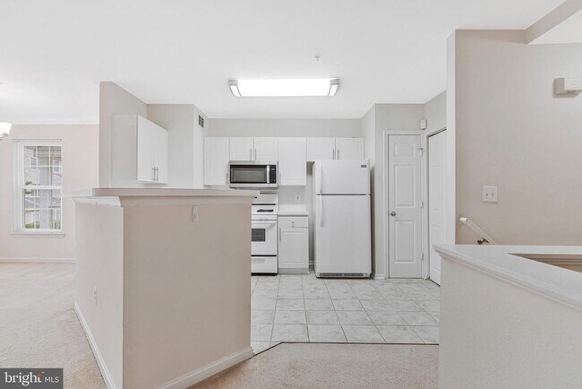 Building Photo - 12890 Fair Briar Ln