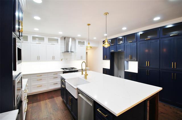 Building Photo - 806 Bryson St