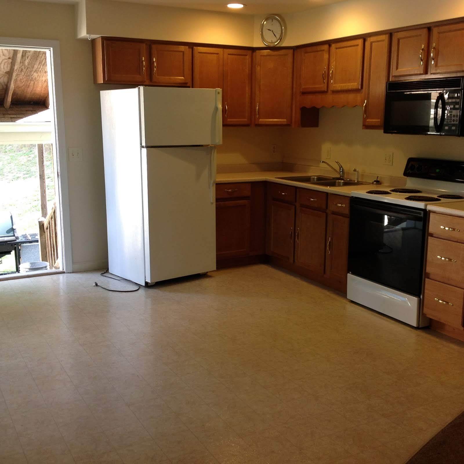 Building Photo - 78 Hawkins Pond Rd