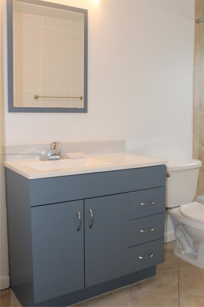 Building Photo - 2 bedroom in North Miami FL 33161