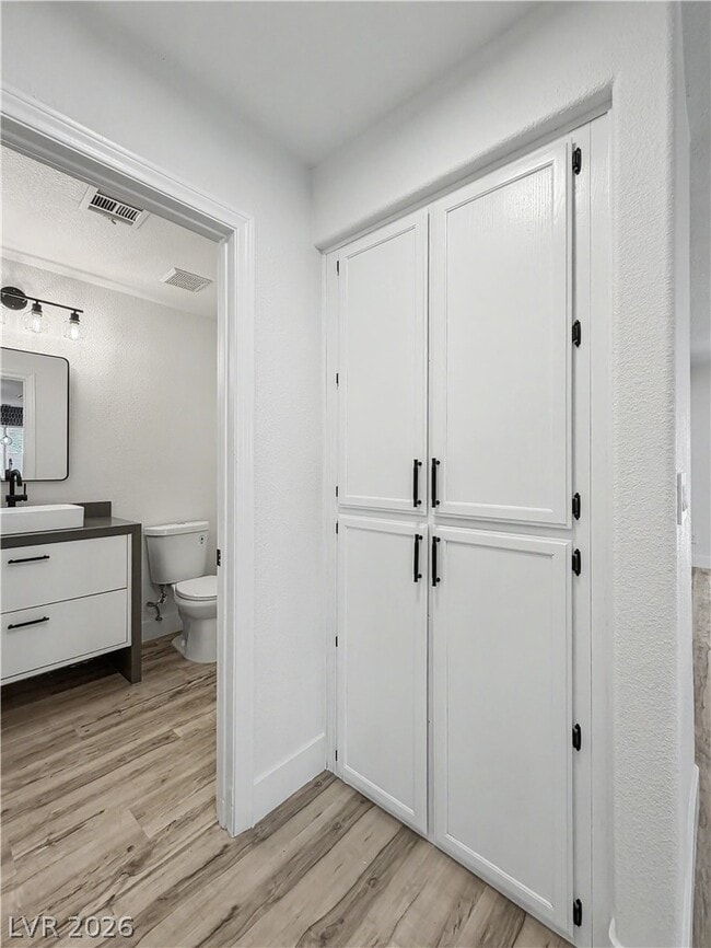 Building Photo - 8977 Paige Rene Ct