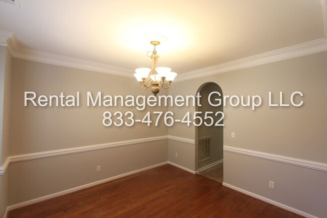 Building Photo - Large 4 Bedroom 2.5 Bath Trussville Home F...