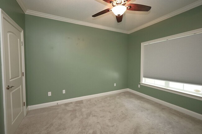 Building Photo - 3722 Knights Mill Drive
