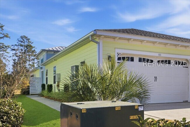 Building Photo - 155 Weekend Ave