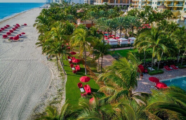 Building Photo - 17875 Collins Ave