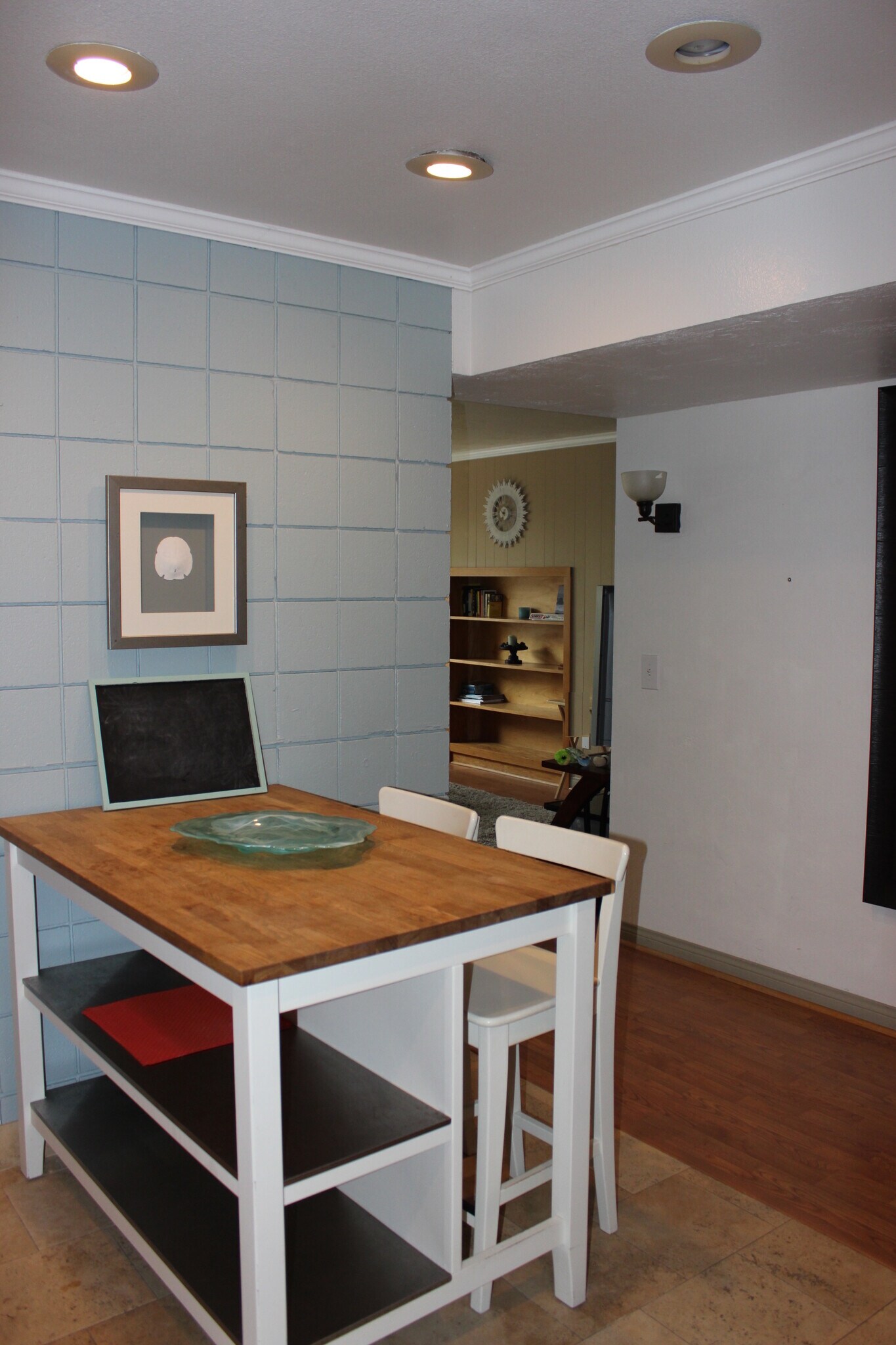 Building Photo - 813 San Luis Rey Pl