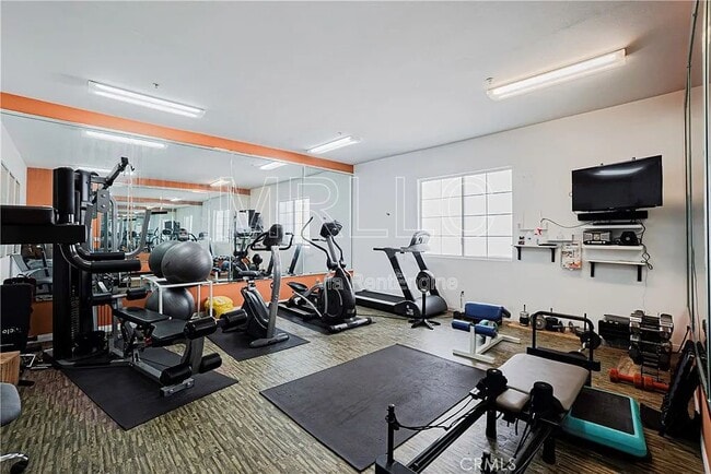 Building Photo - 7111 S La Tijera Blvd