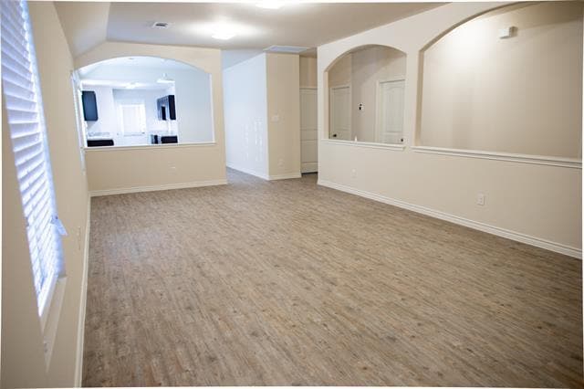 Building Photo - 1704 Dove Cir