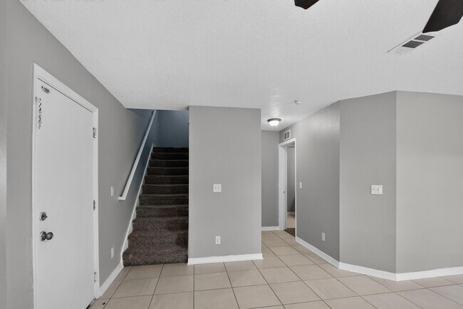 Building Photo - 451 Eisenhower Dr