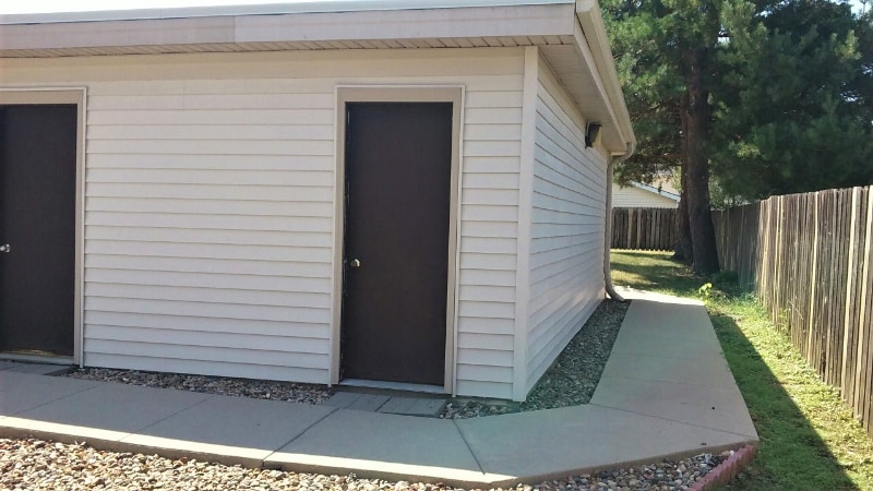 Building Photo - 1923 NW Hickory Ln