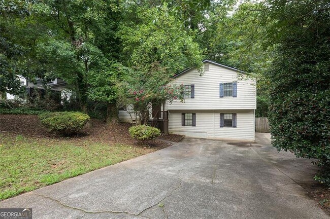 Building Photo - 3038 Courtney Dr