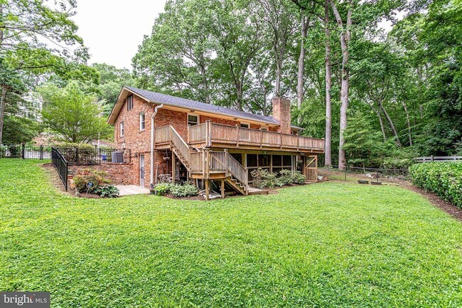 Building Photo - 5225 Old Dominion Dr
