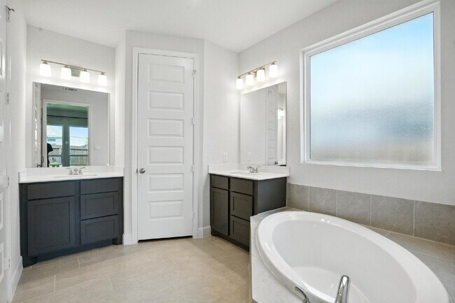 Building Photo - 9215 Aggie Run