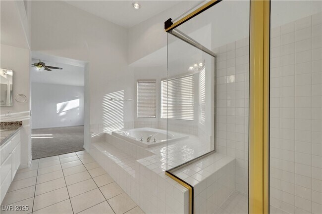 Building Photo - 249 Gentle Springs Dr