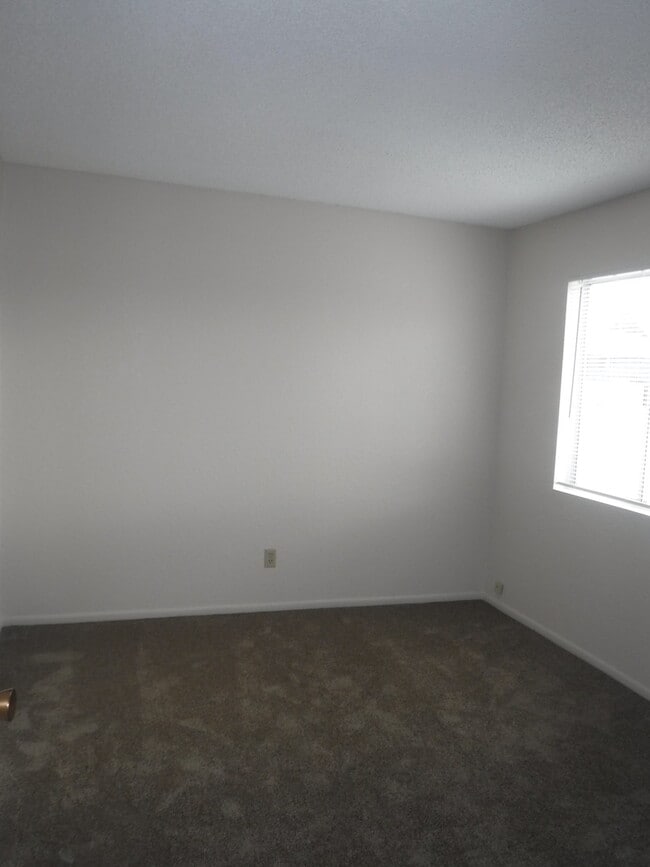 Building Photo - 4319 Avenida Cochise